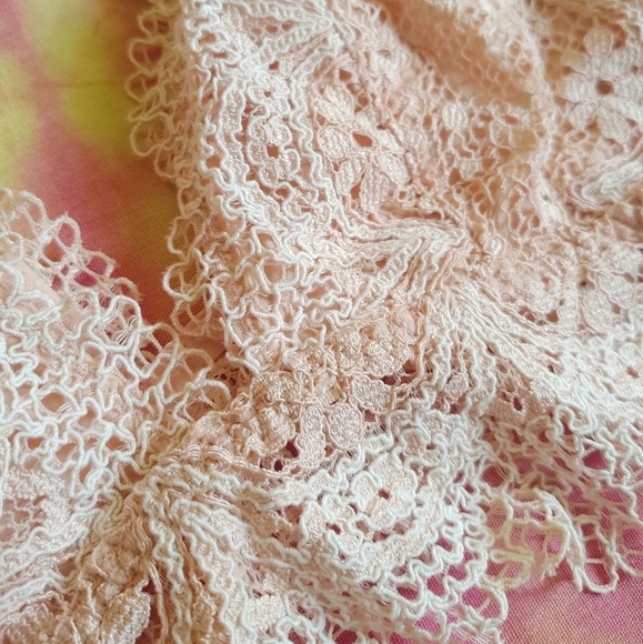 NWT Victoria's Secret Lace Bralette: Small - Picture 6 of 7